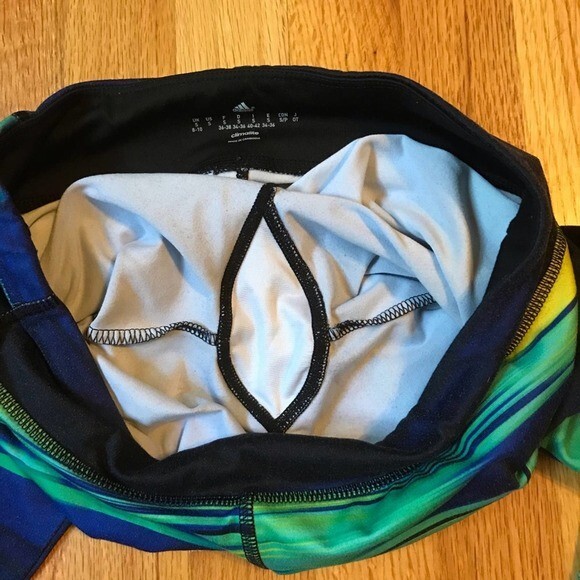 Adidas Leggings Capri Stripe Multicolor Pattern Climalite Crop Blue Size Small - Picture 4 of 6
